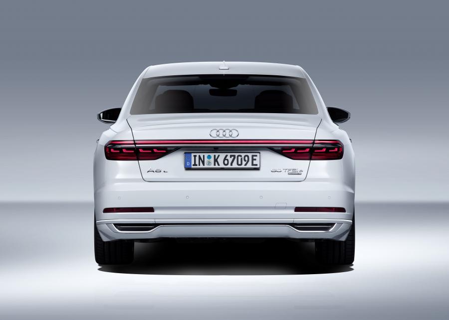  Audi A8 L 60 TFSI e Quattro 2019 года  (WW) (фото 24 из 61)